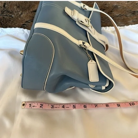 EUC Coach Hampton vintage Bag,Blue & White Leather W/Coach dust bag - Picture 13 of 14